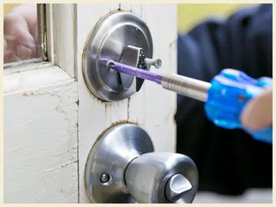 Jacksonville Lock And Doors Jacksonville, FL 904-531-3128 - 13a-changing-locks-01